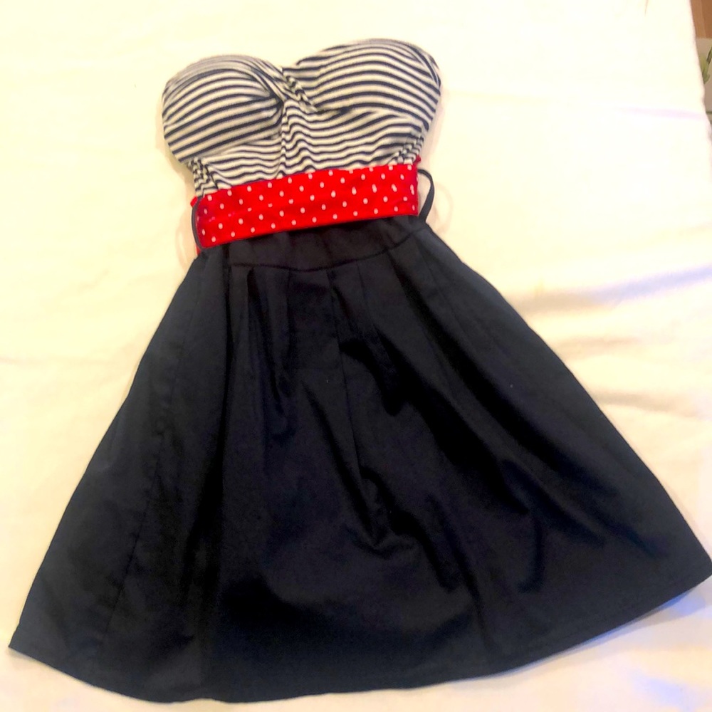 Strapless dress
